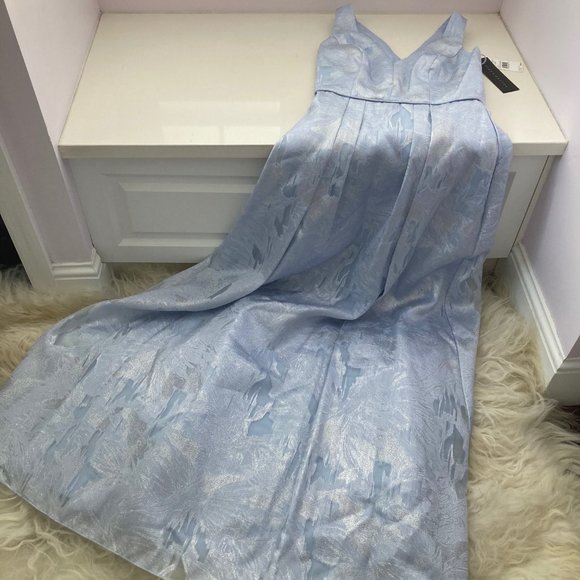 AIDAN MATTOX Sleeveless A-line V-neck Dress - Picture 4 of 11